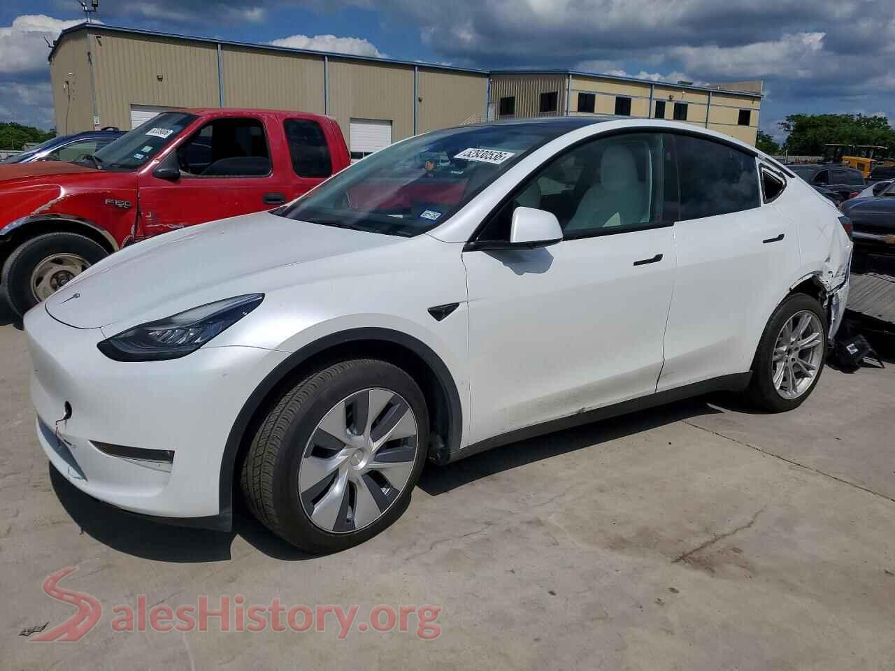 2023 TESLA MODEL Y — VIN 7SAYGDEE1PA146638