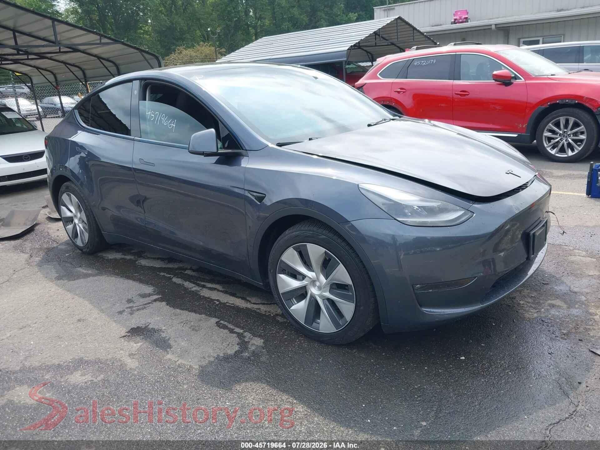 2023 TESLA MODEL Y — VIN 7SAYGDEE2PF594339