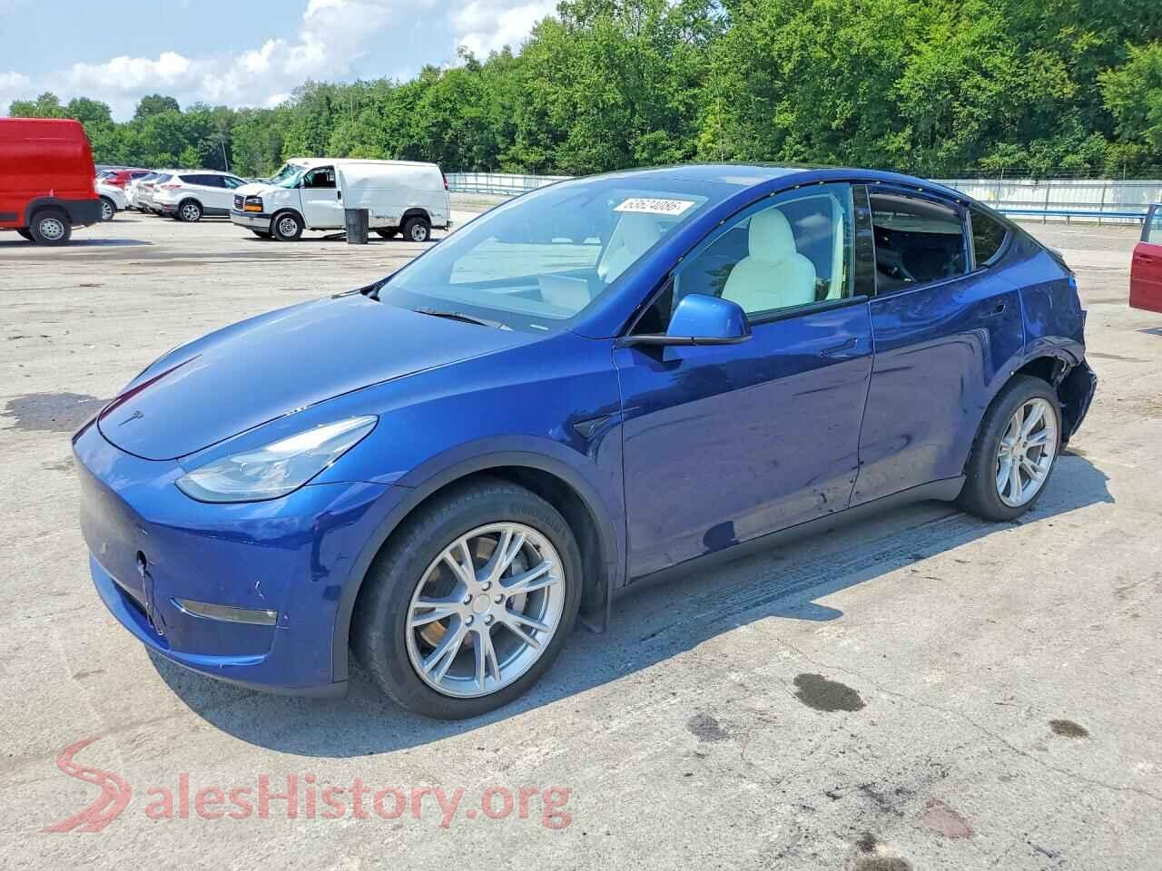 2023 TESLA MODEL Y — VIN 7SAYGDEE2PF857929