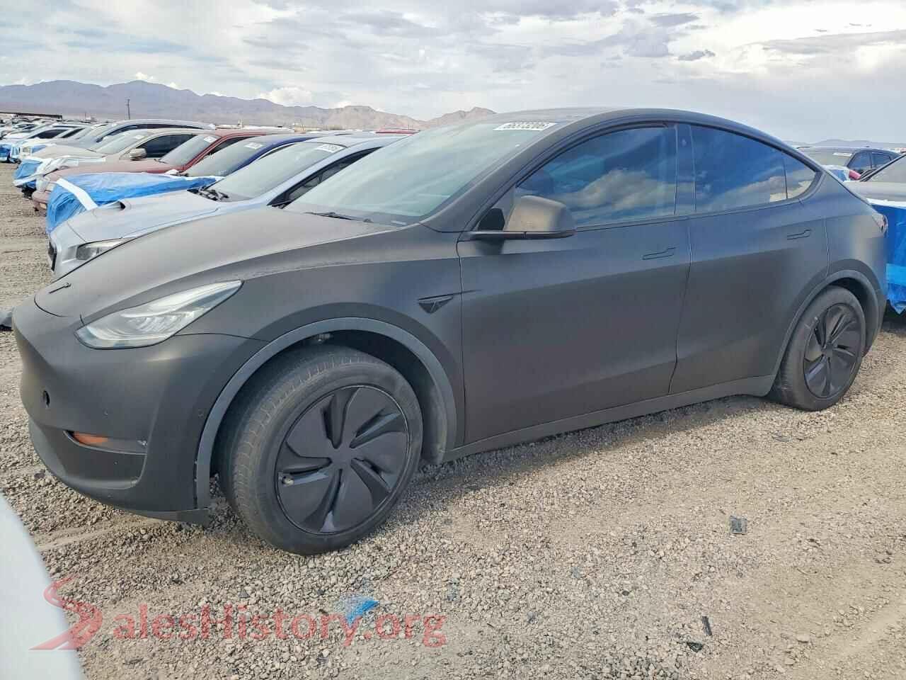 2022 TESLA MODEL Y — VIN 7SAYGDEE3NF348039