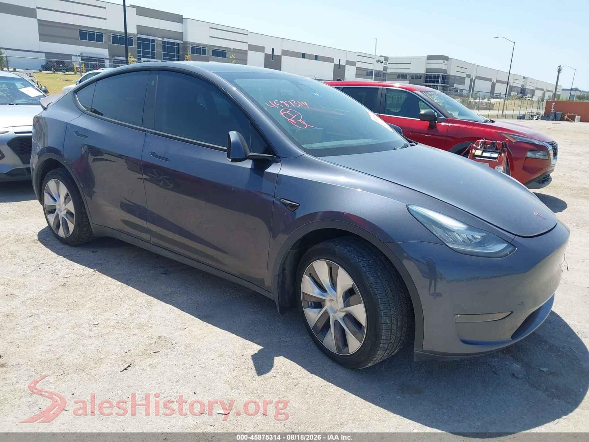 2023 TESLA MODEL Y — VIN 7SAYGDEE3PA040904