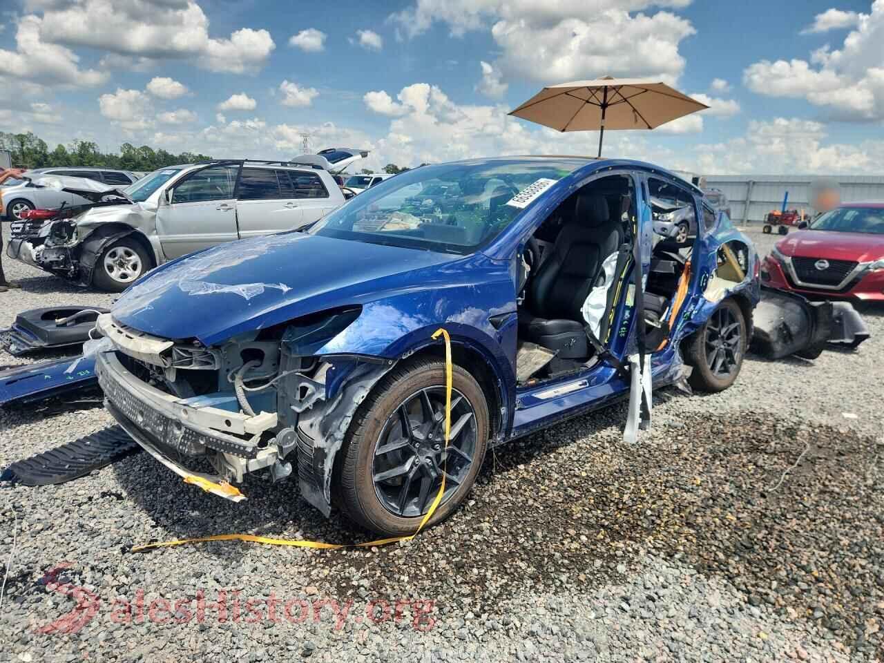 2023 TESLA MODEL Y — VIN 7SAYGDEE5PA194997