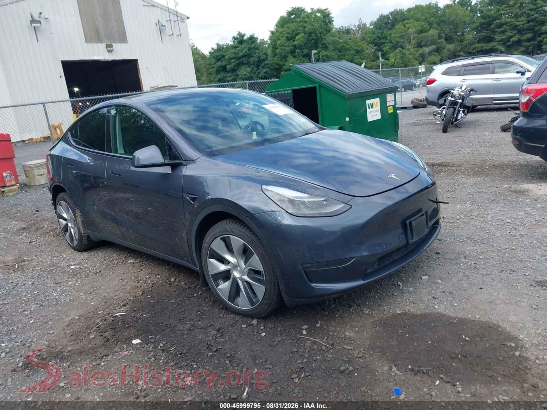 2023 TESLA MODEL Y — VIN 7SAYGDEE6PF664716