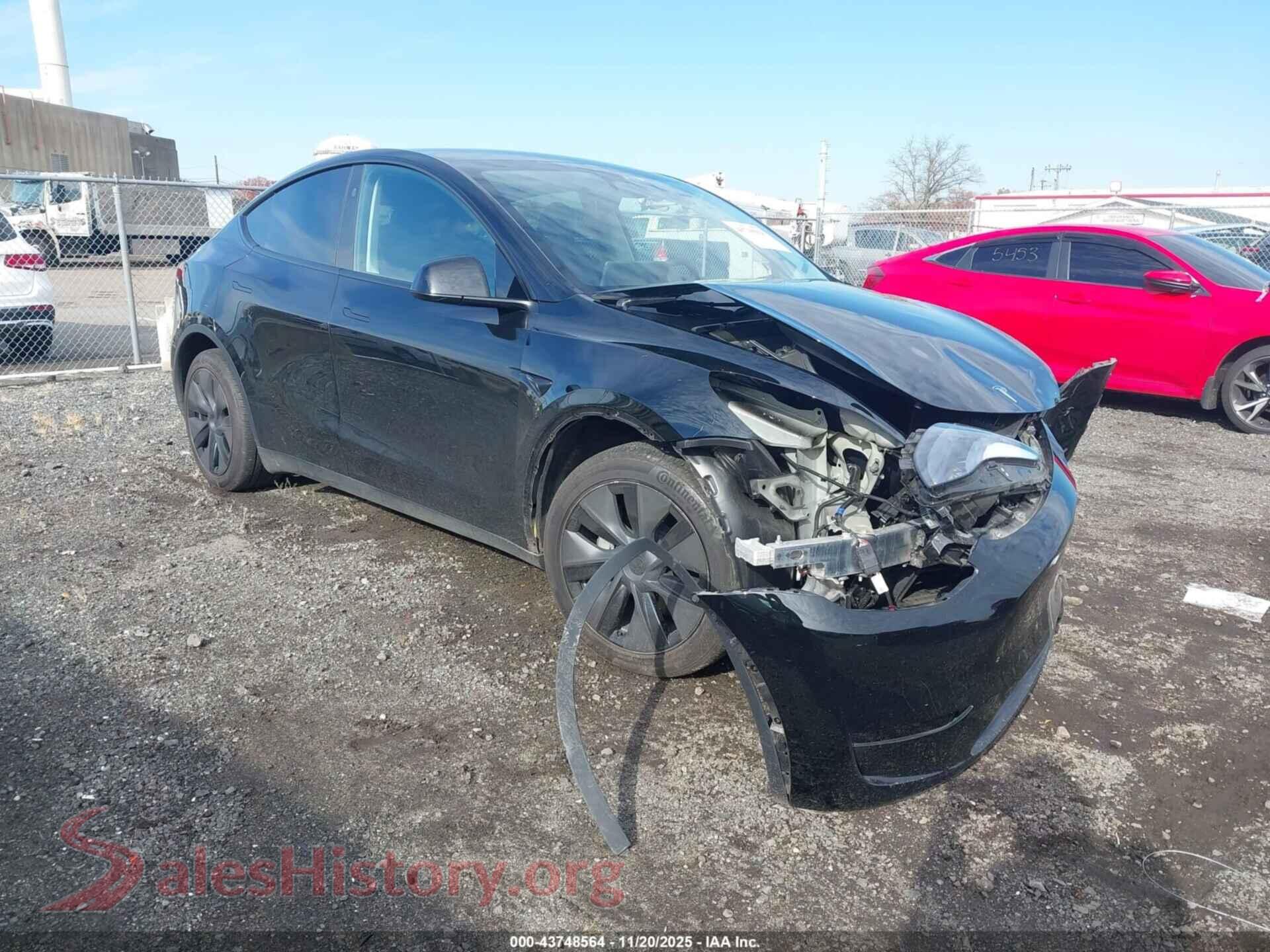 2025 TESLA MODEL Y — VIN 7SAYGDEE6SF300238
