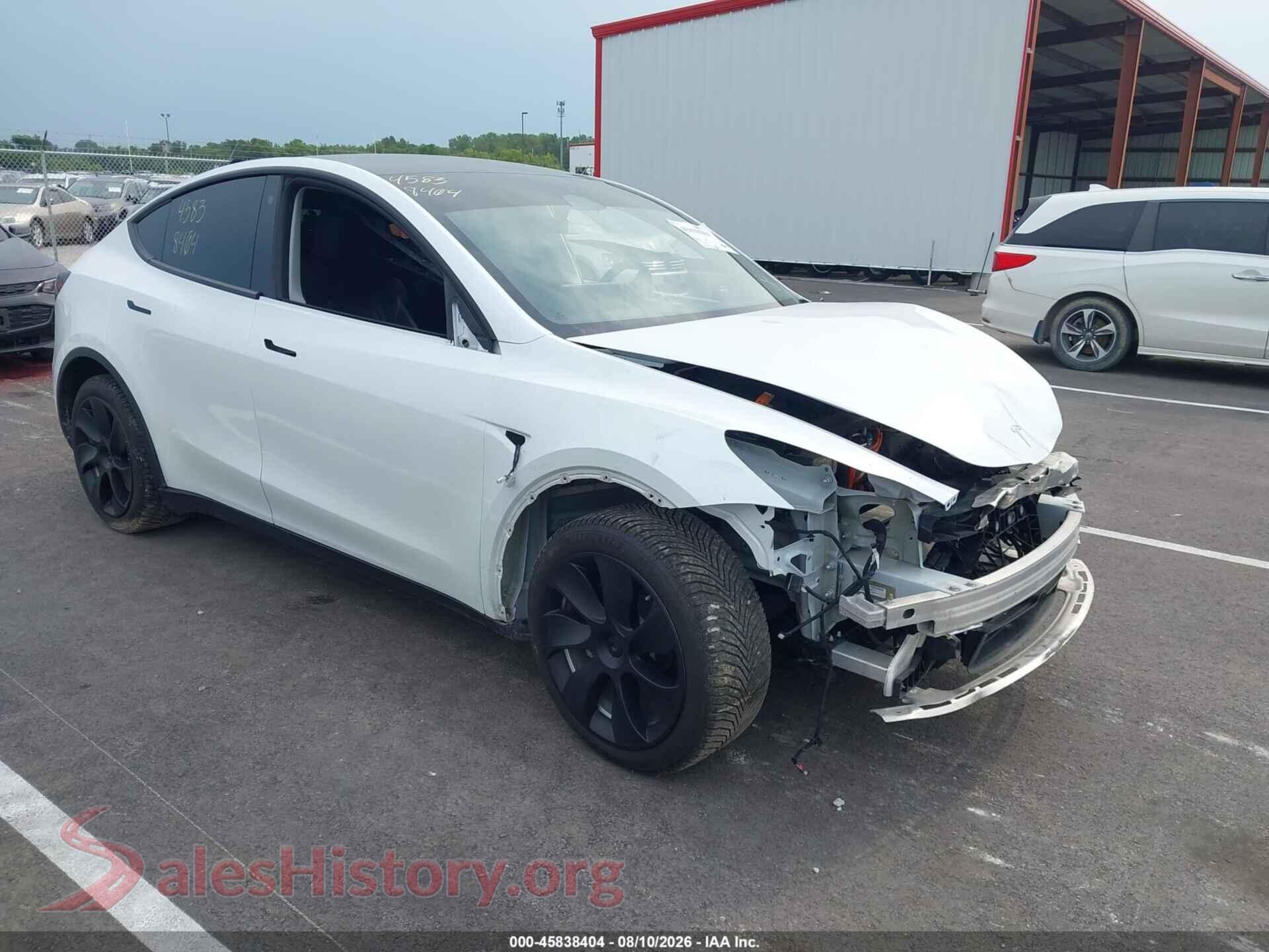 2022 TESLA MODEL Y — VIN 7SAYGDEE7NA012472