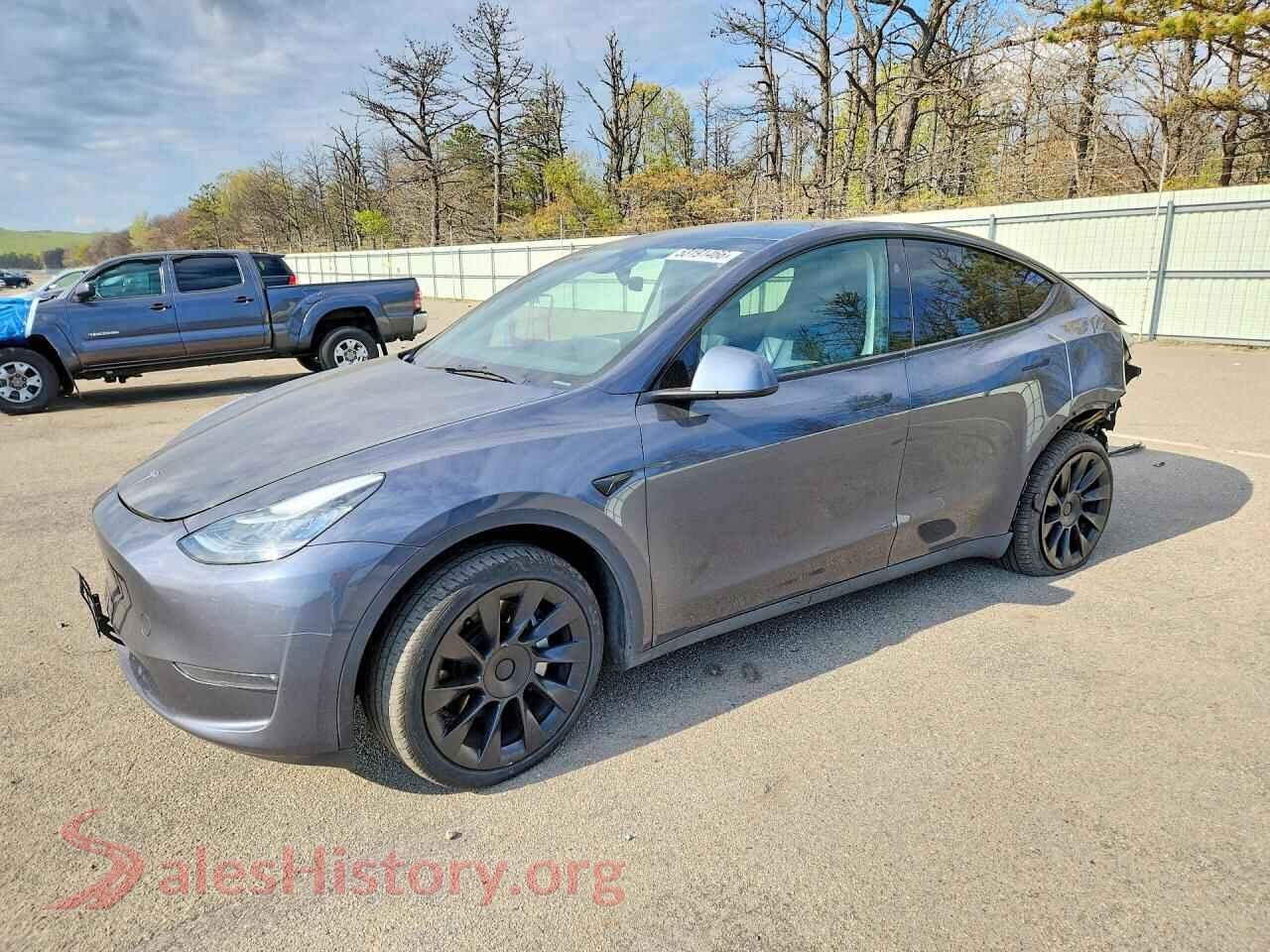 2023 TESLA MODEL Y — VIN 7SAYGDEE9PA155622