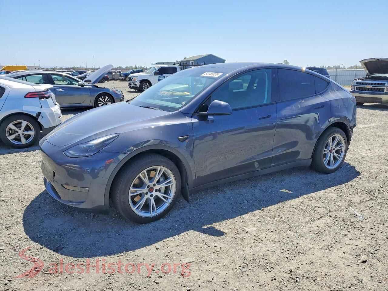 2022 TESLA MODEL Y — VIN 7SAYGDEEXNF561764