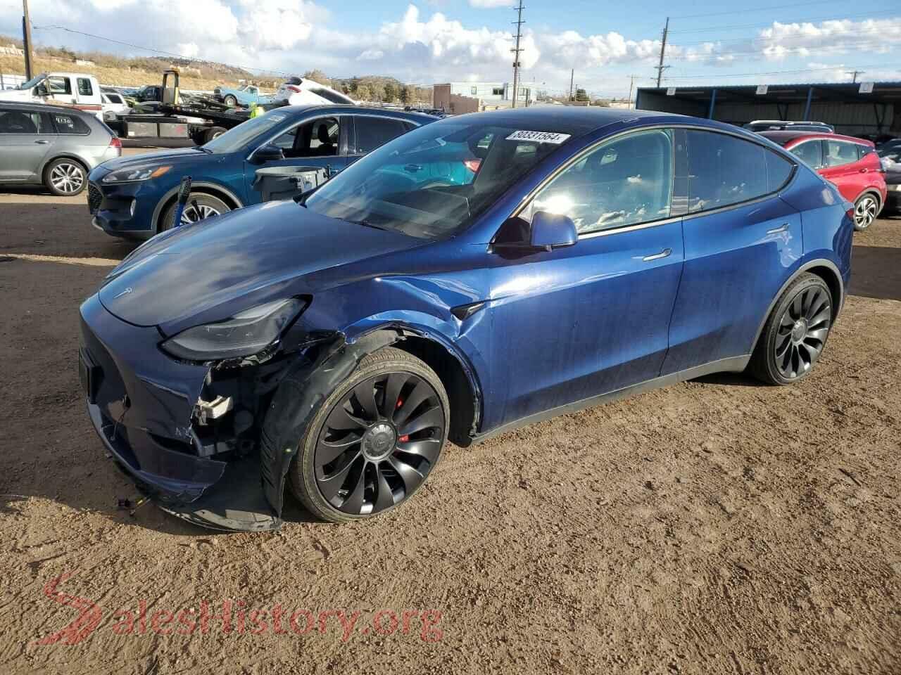 2022 TESLA MODEL Y — VIN 7SAYGDEF0NF396350