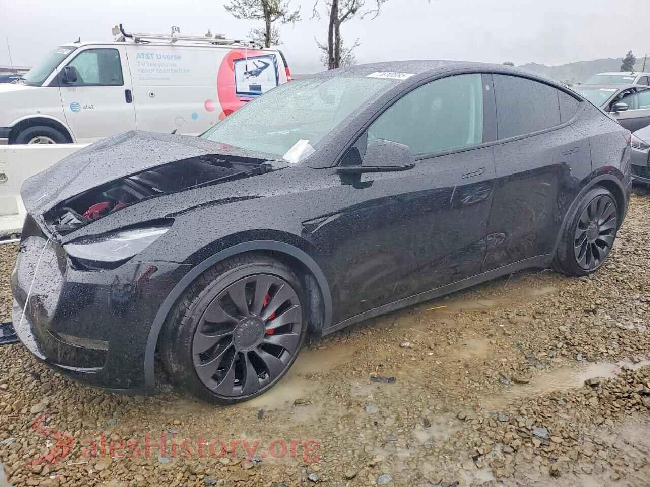 2022 TESLA MODEL Y — VIN 7SAYGDEF1NF351322