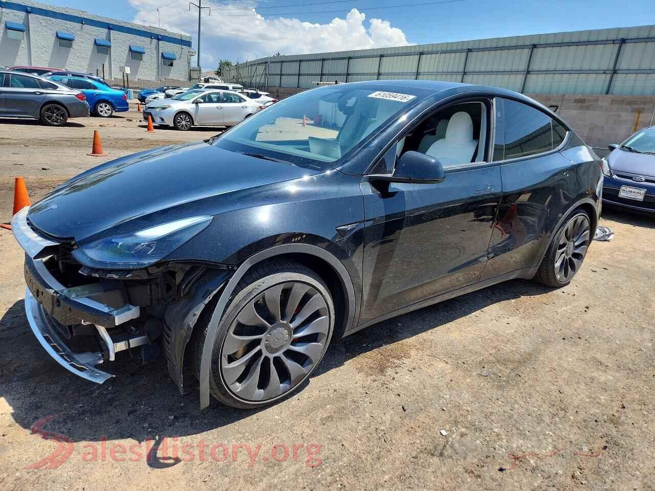 2023 TESLA MODEL Y — VIN 7SAYGDEF1PF925405