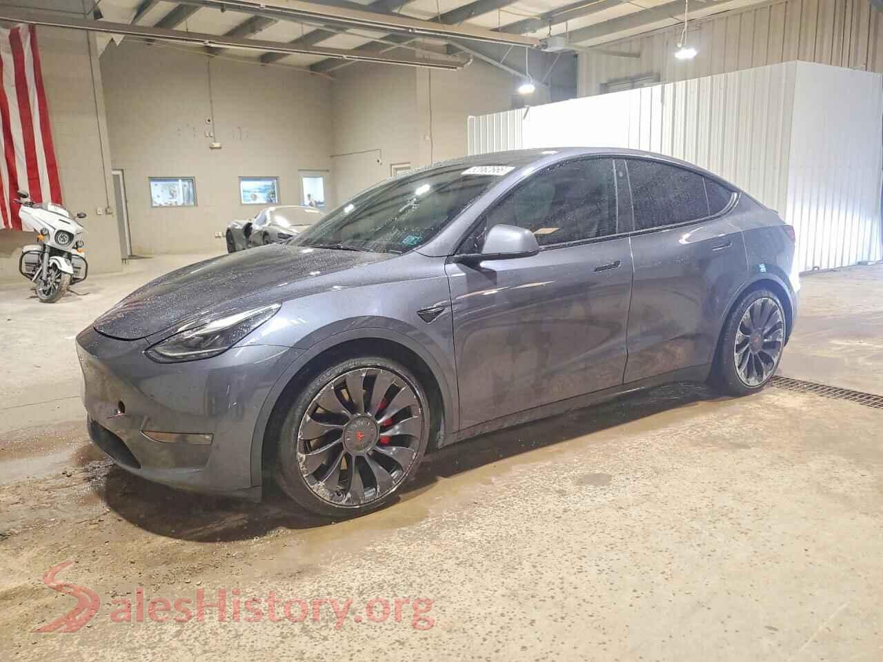 2022 TESLA MODEL Y — VIN 7SAYGDEF4NF404790