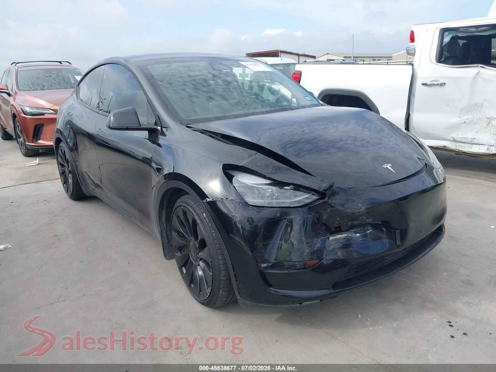 2023 TESLA MODEL Y — VIN 7SAYGDEF6PF895818