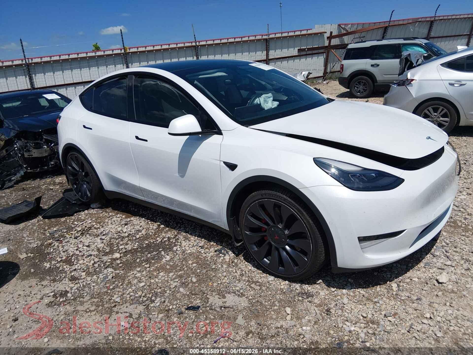 2022 TESLA MODEL Y — VIN 7SAYGDEF7NF326490