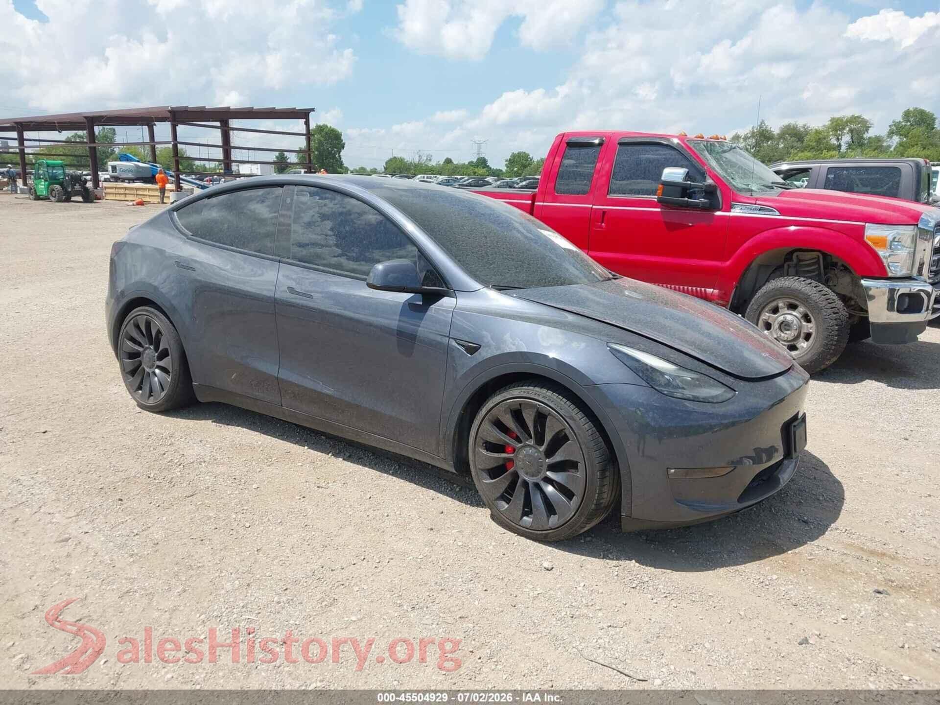 2022 TESLA MODEL Y — VIN 7SAYGDEF8NF546205