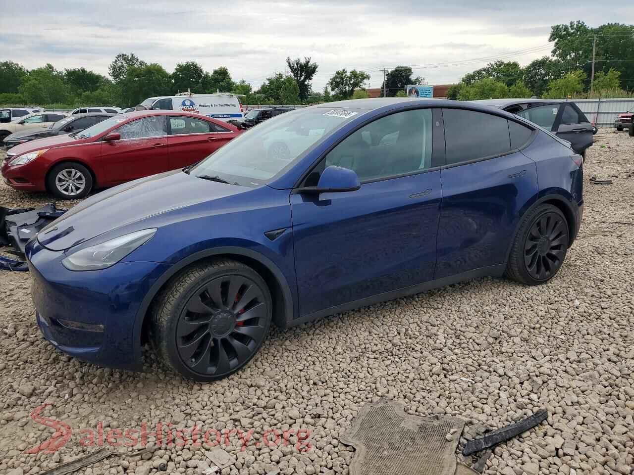 2023 TESLA MODEL Y — VIN 7SAYGDEF8PF855577