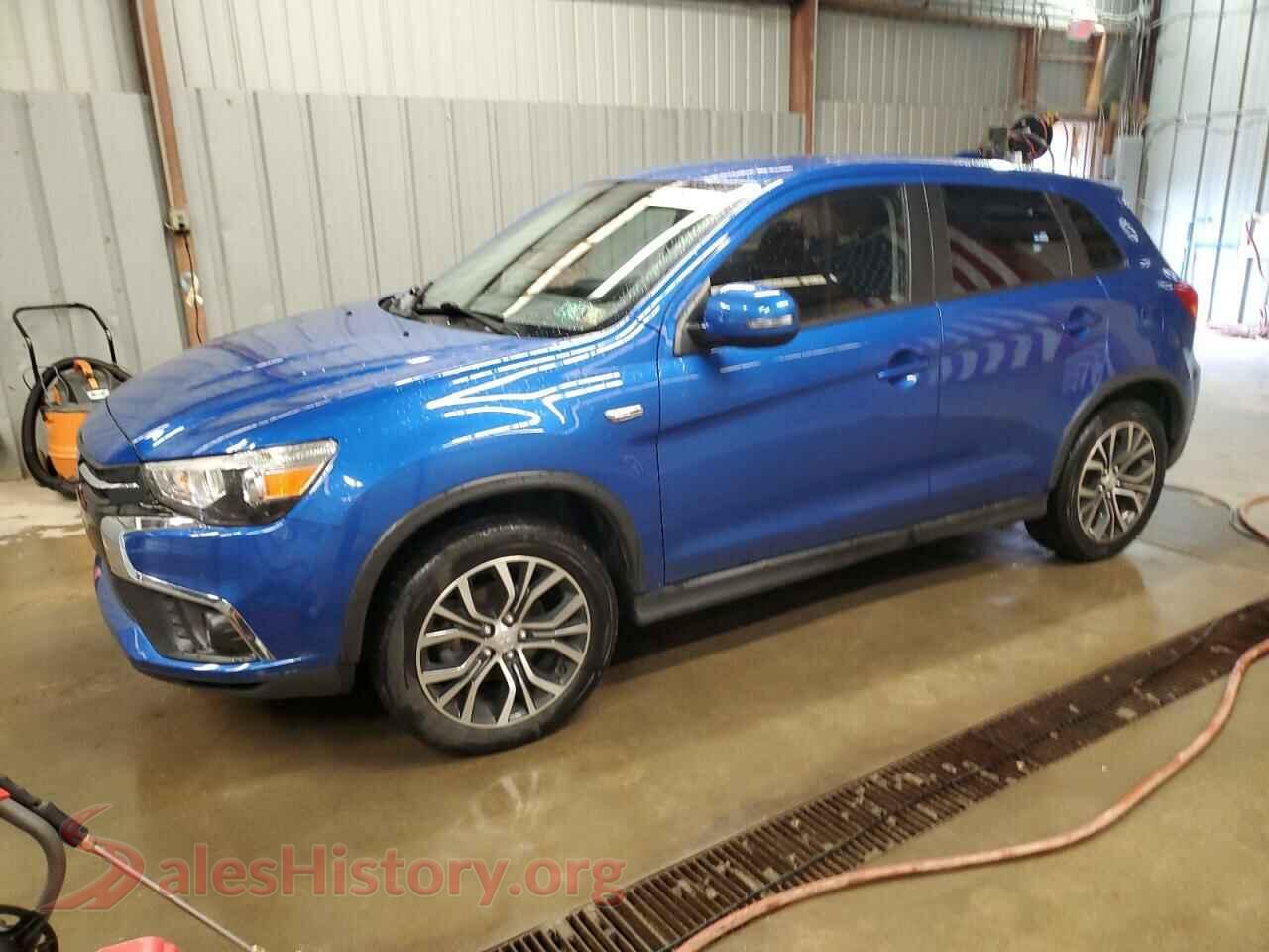 2019 MITSUBISHI OUTLANDER — VIN JA4AR3AU8KU028213