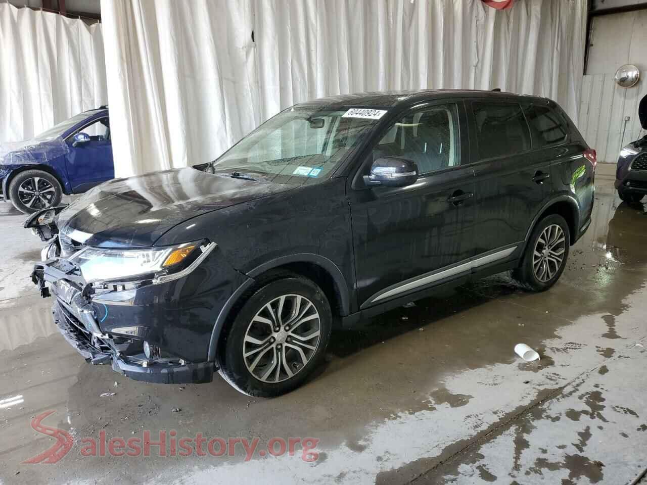 2018 MITSUBISHI OUTLANDER — VIN JA4AZ3A30JJ000882