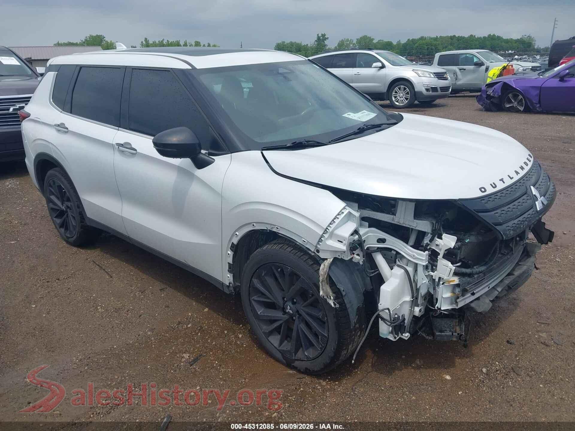 2022 MITSUBISHI OUTLANDER — VIN JA4J4UA83NZ080556