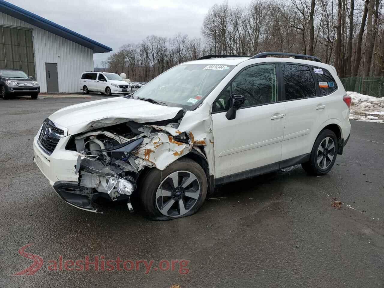 2017 SUBARU FORESTER — VIN JF2SJAEC0HH576538