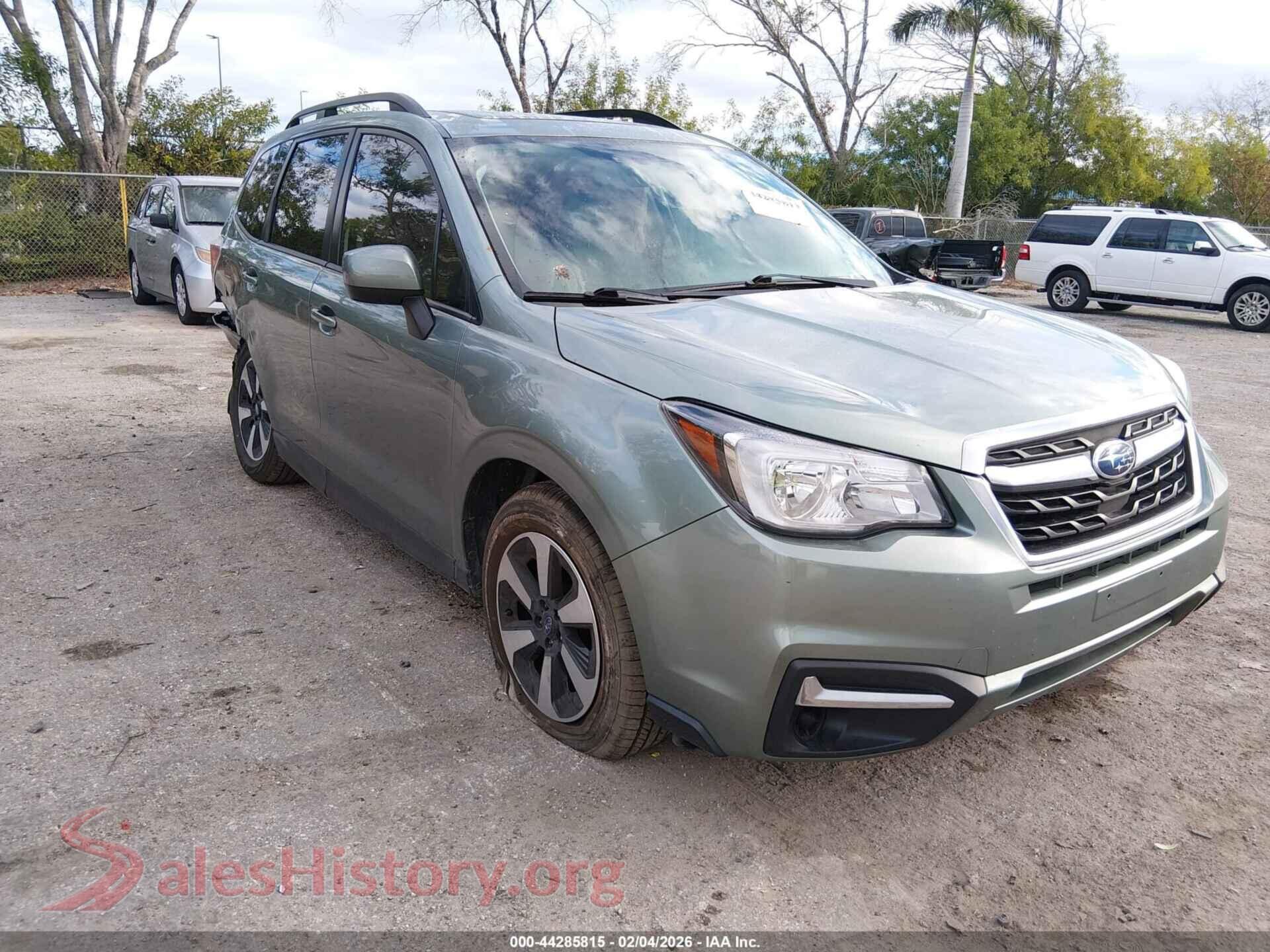 2017 SUBARU FORESTER — VIN JF2SJAEC7HH508821