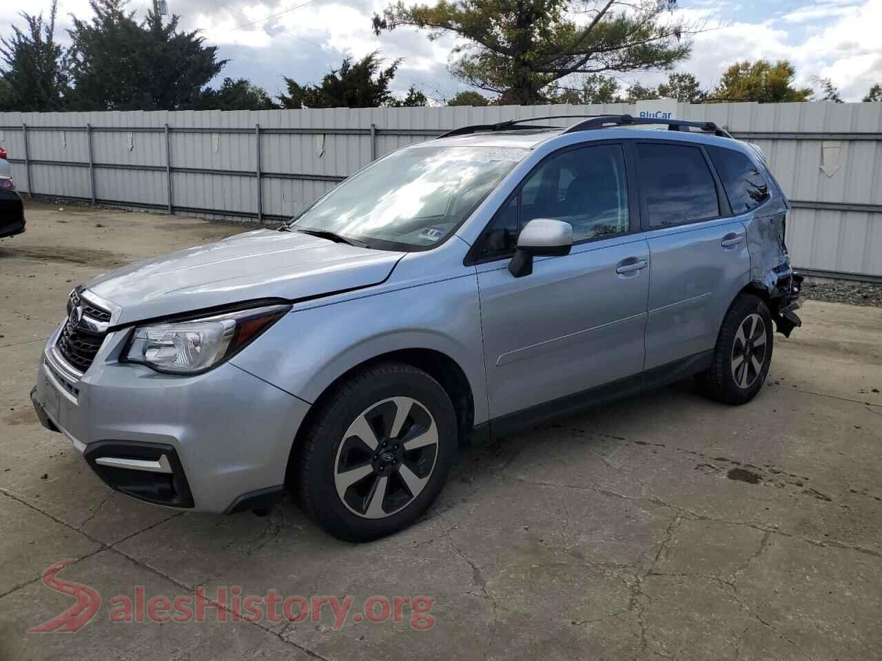 2017 SUBARU FORESTER — VIN JF2SJAGC6HH570031