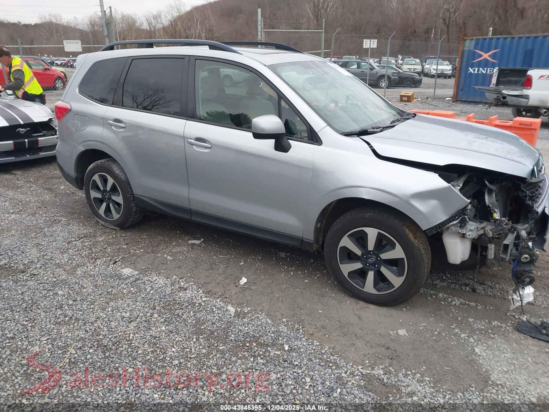 2018 SUBARU FORESTER — VIN JF2SJAGC7JH559609