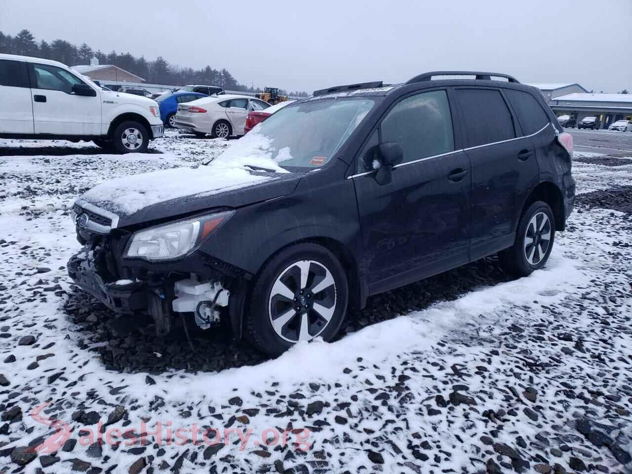 2017 SUBARU FORESTER — VIN JF2SJAJC8HH506629