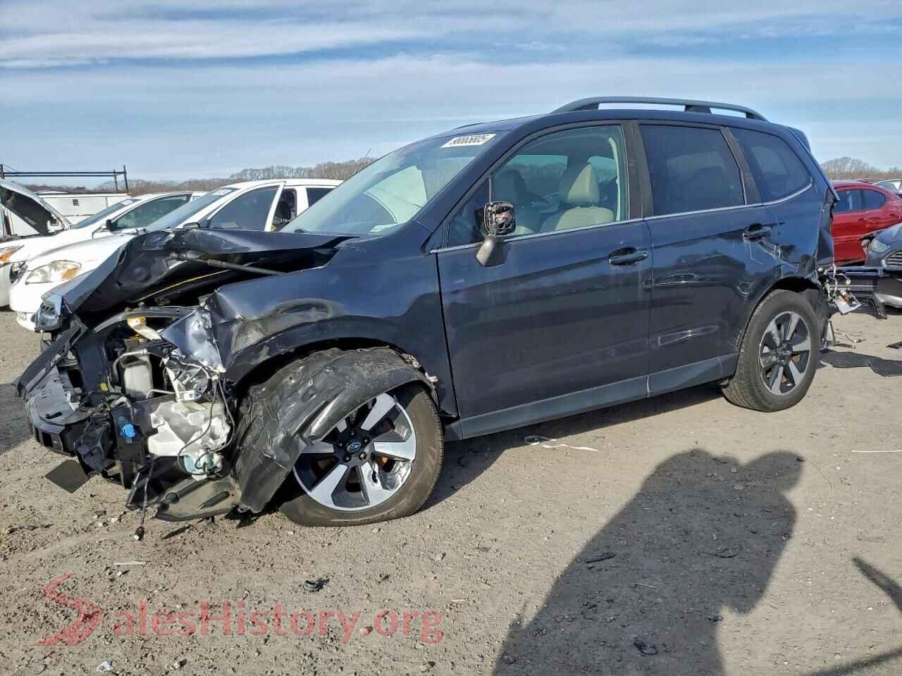 2017 SUBARU FORESTER — VIN JF2SJAJC9HH564815