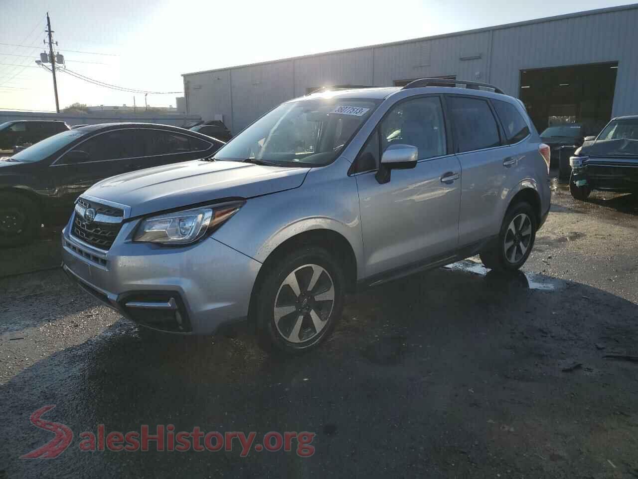 2018 SUBARU FORESTER — VIN JF2SJARC2JH561720