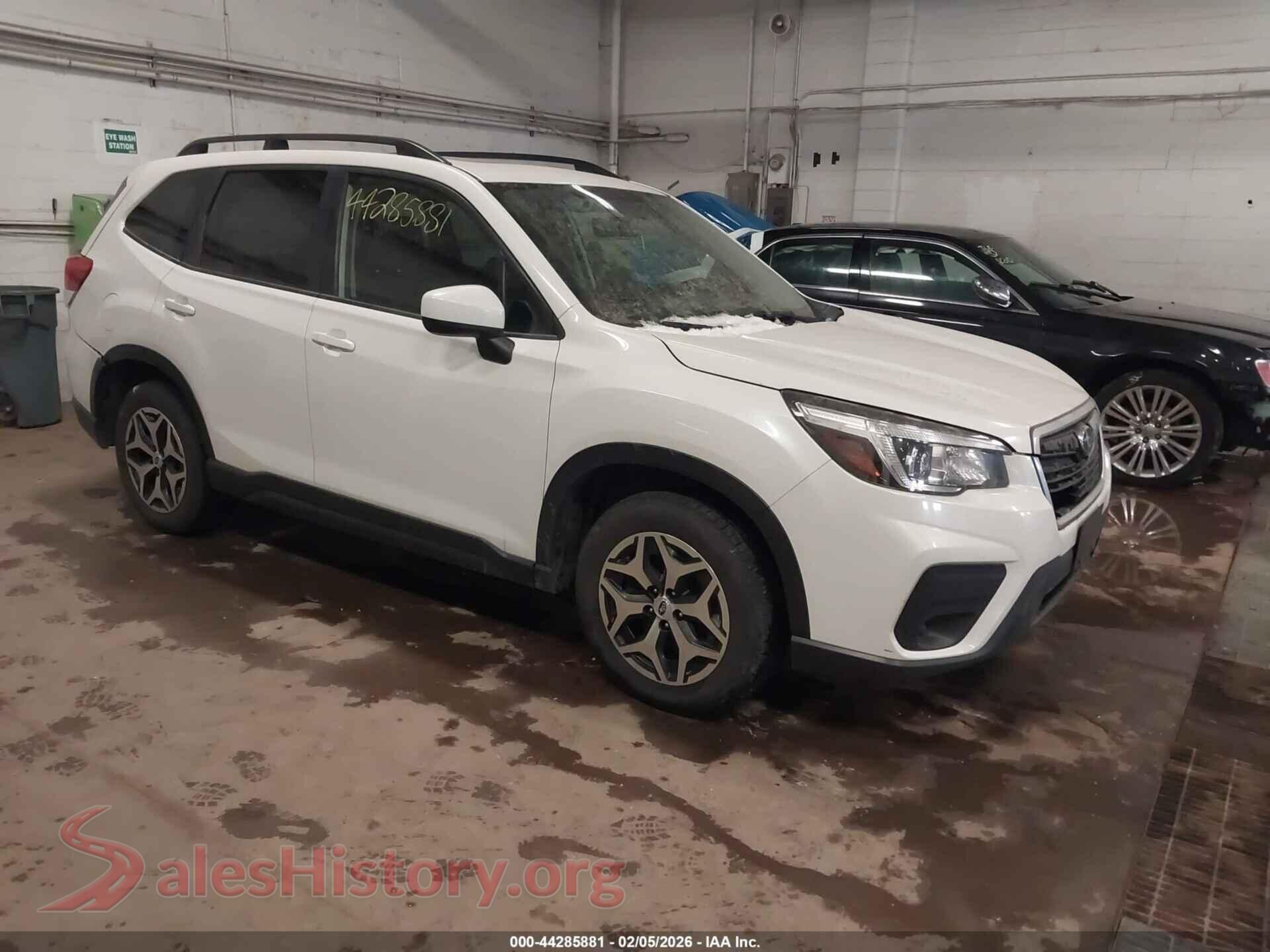 2019 SUBARU FORESTER — VIN JF2SKAEC8KH502269