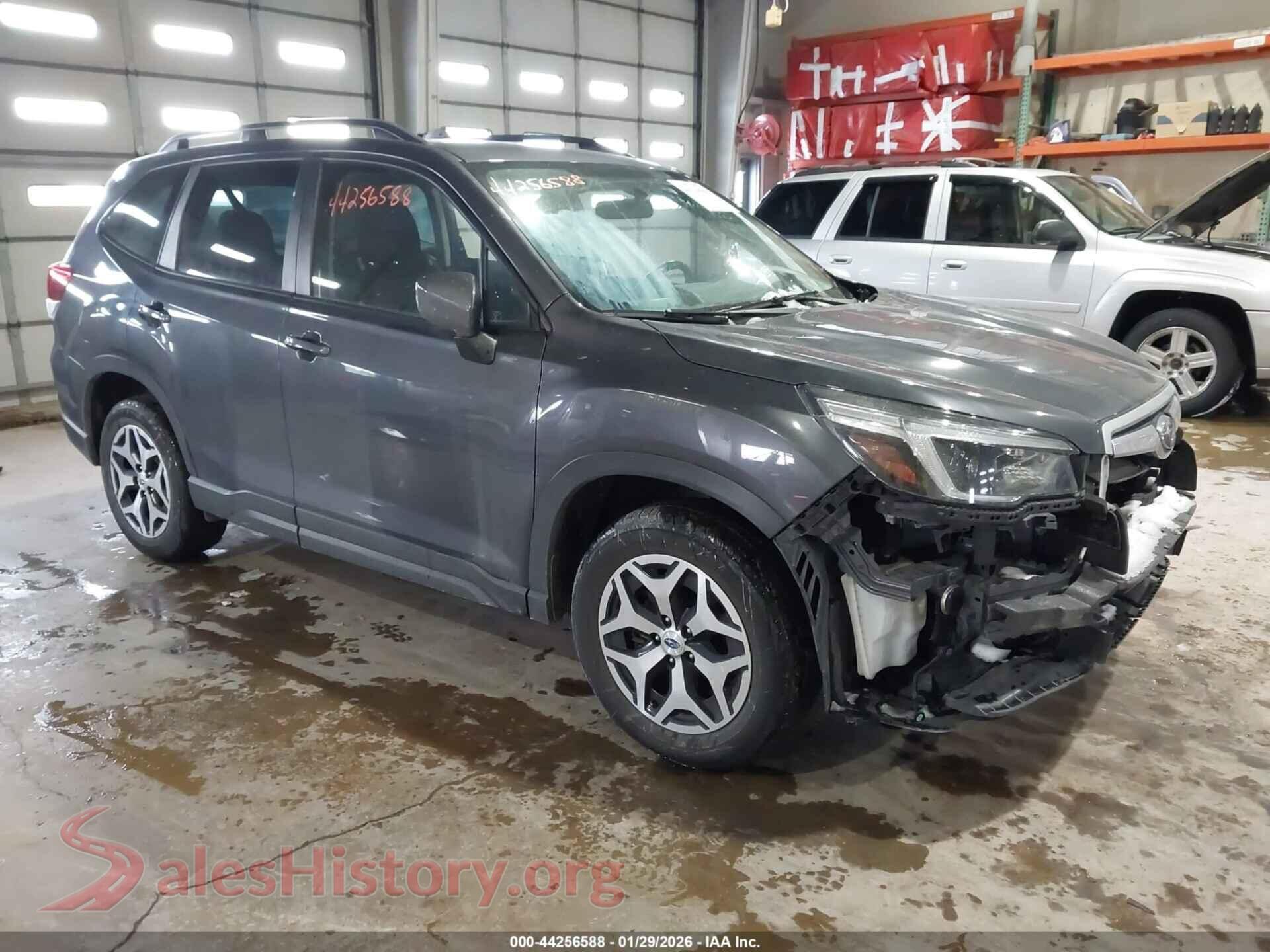 2021 SUBARU FORESTER — VIN JF2SKAFC4MH581554