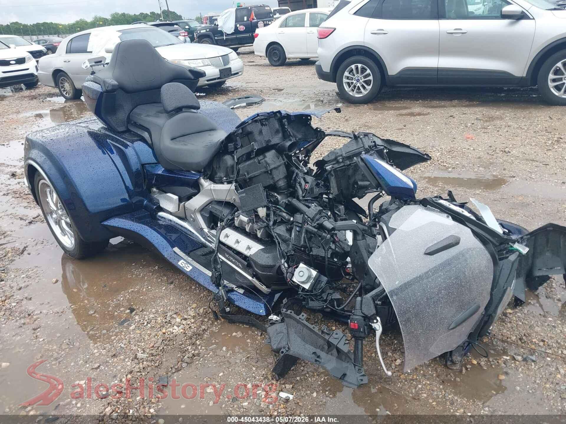2018 HONDA GL1800 — VIN JH2SC7957JK001991
