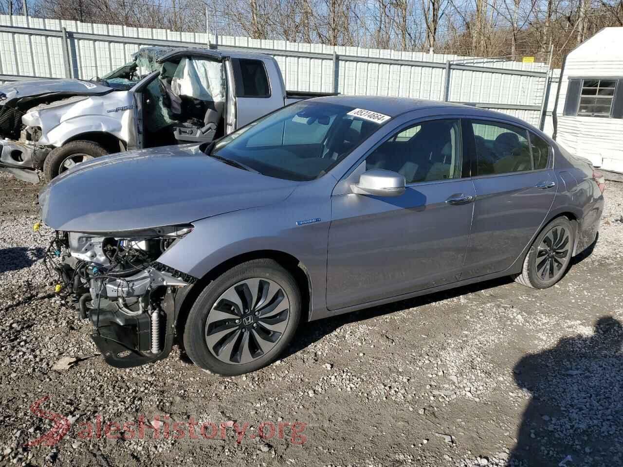 2017 HONDA ACCORD — VIN JHMCR6F31HC004705