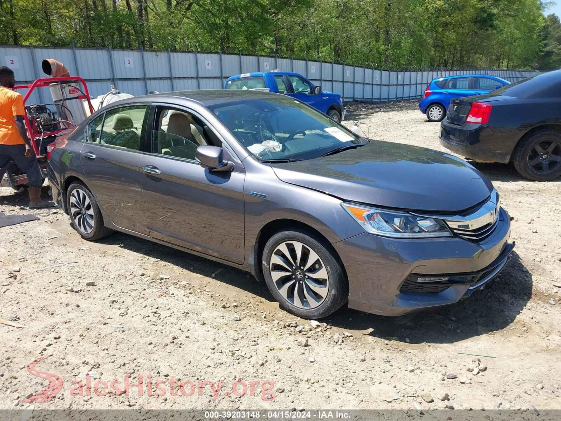 2017 HONDA ACCORD HYBRID — VIN JHMCR6F33HC004530