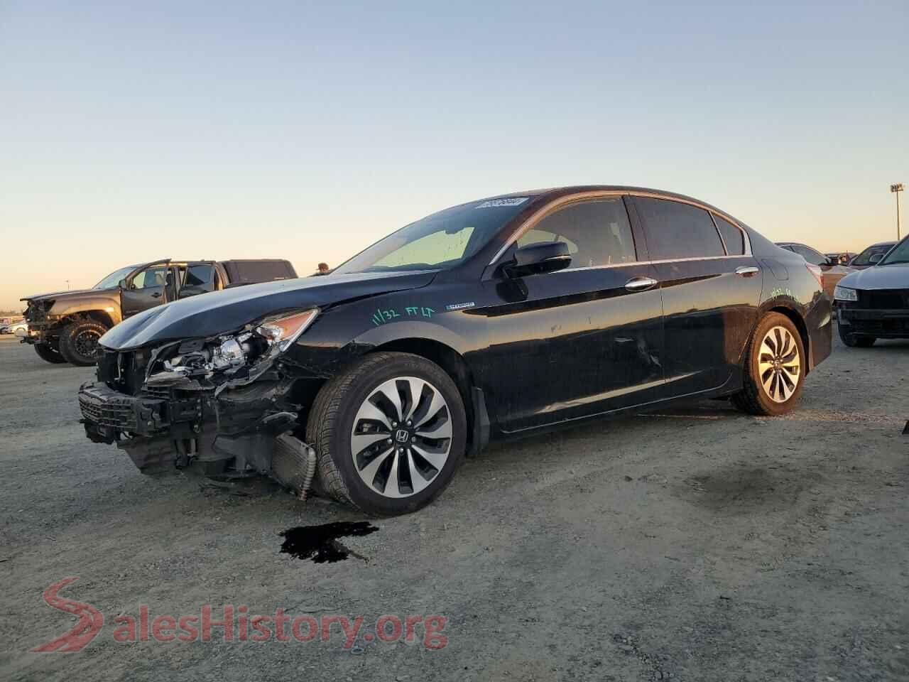 2017 HONDA ACCORD — VIN JHMCR6F50HC030262