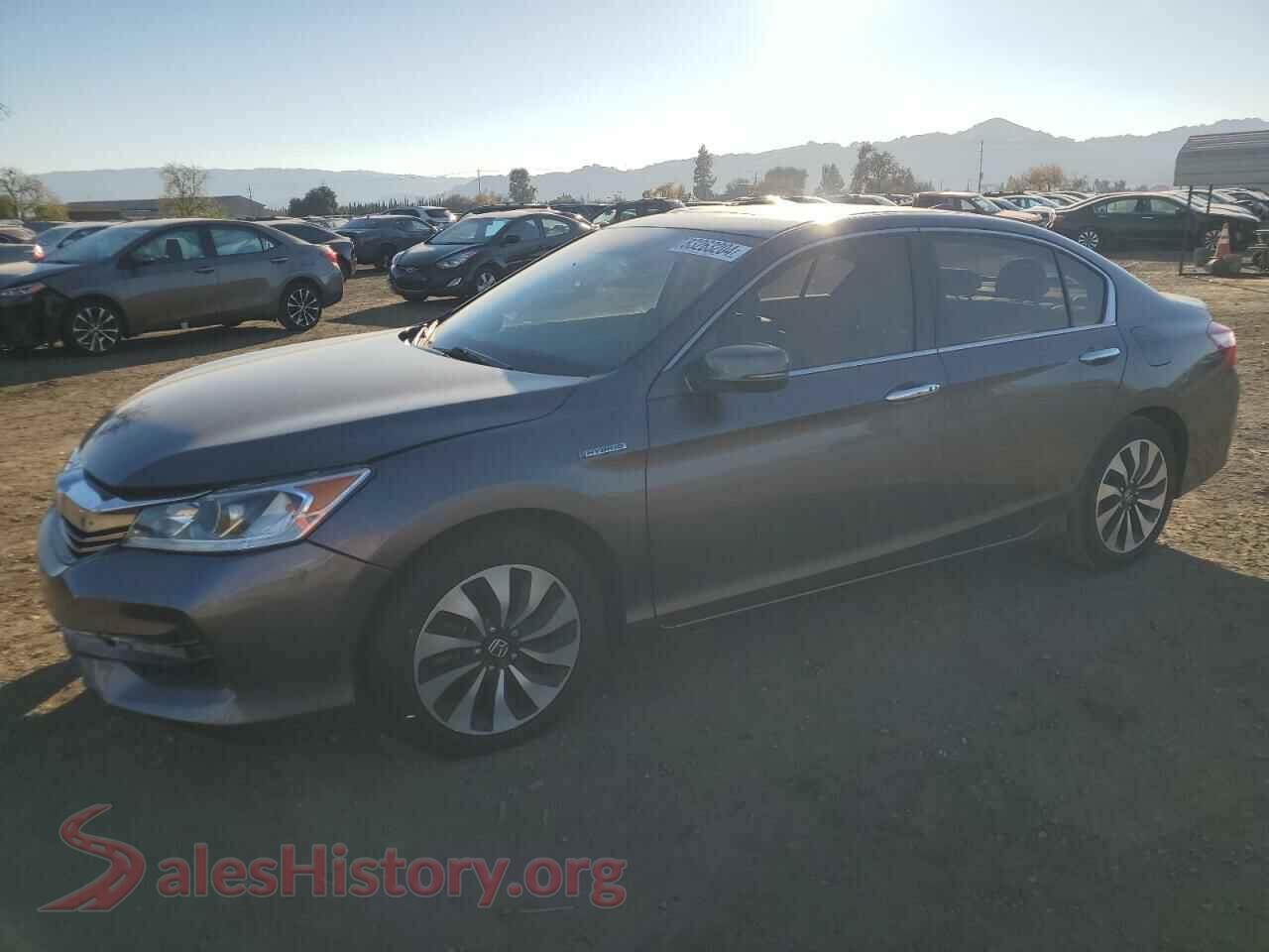 2017 HONDA ACCORD — VIN JHMCR6F53HC022737