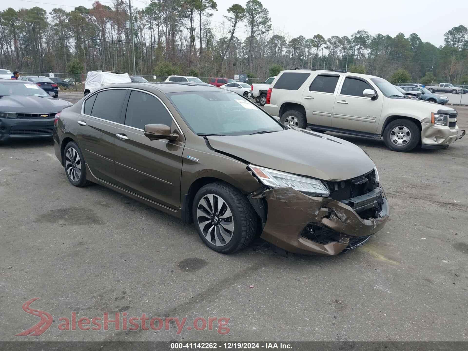 2017 HONDA ACCORD HYBRID — VIN JHMCR6F70HC019506
