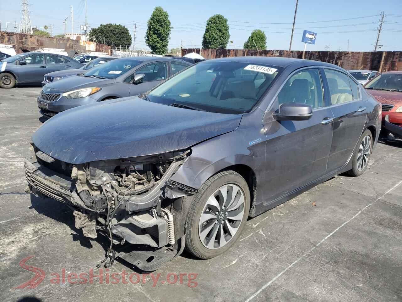 2017 HONDA ACCORD — VIN JHMCR6F73HC028037