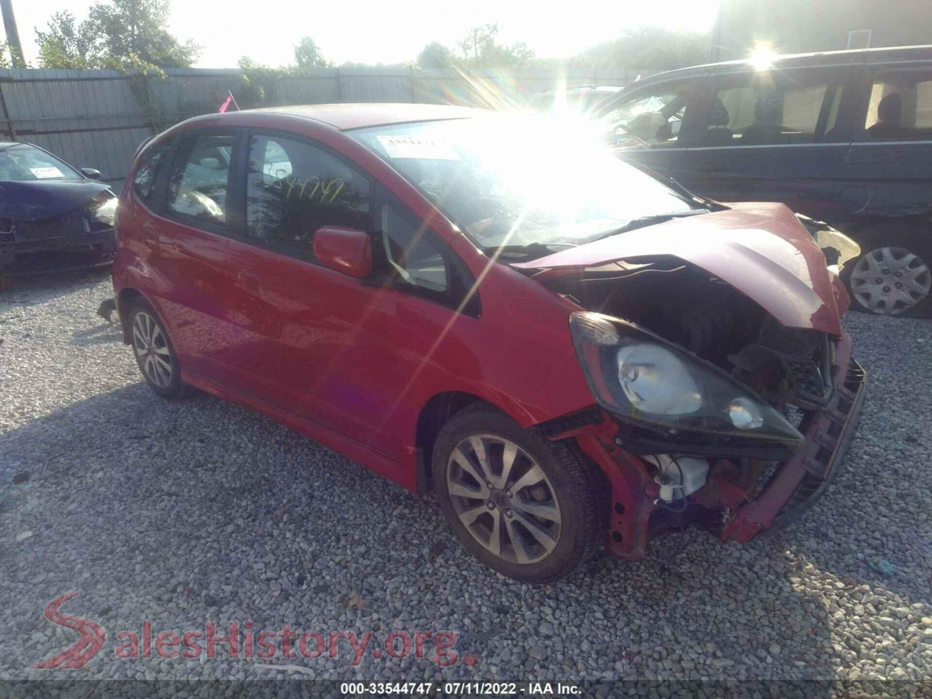 2013 HONDA FIT — VIN JHMGE8H55DC013604