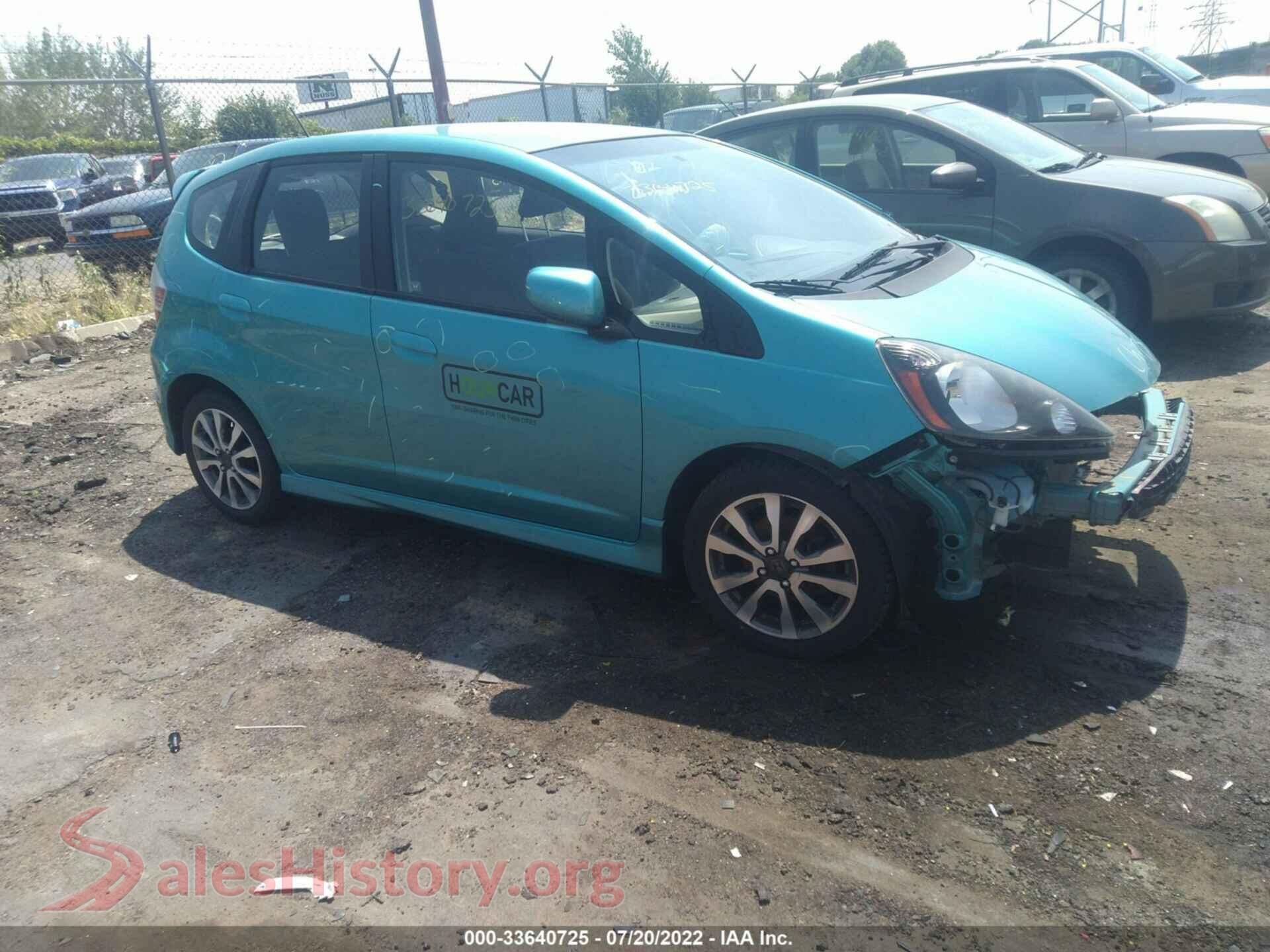 2013 HONDA FIT — VIN JHMGE8H55DC052404