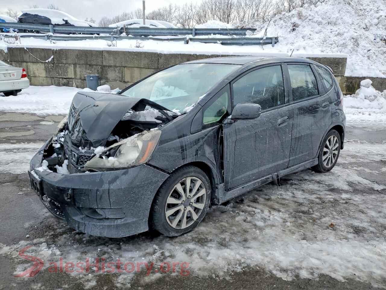 2013 HONDA FIT — VIN JHMGE8H58DC030283