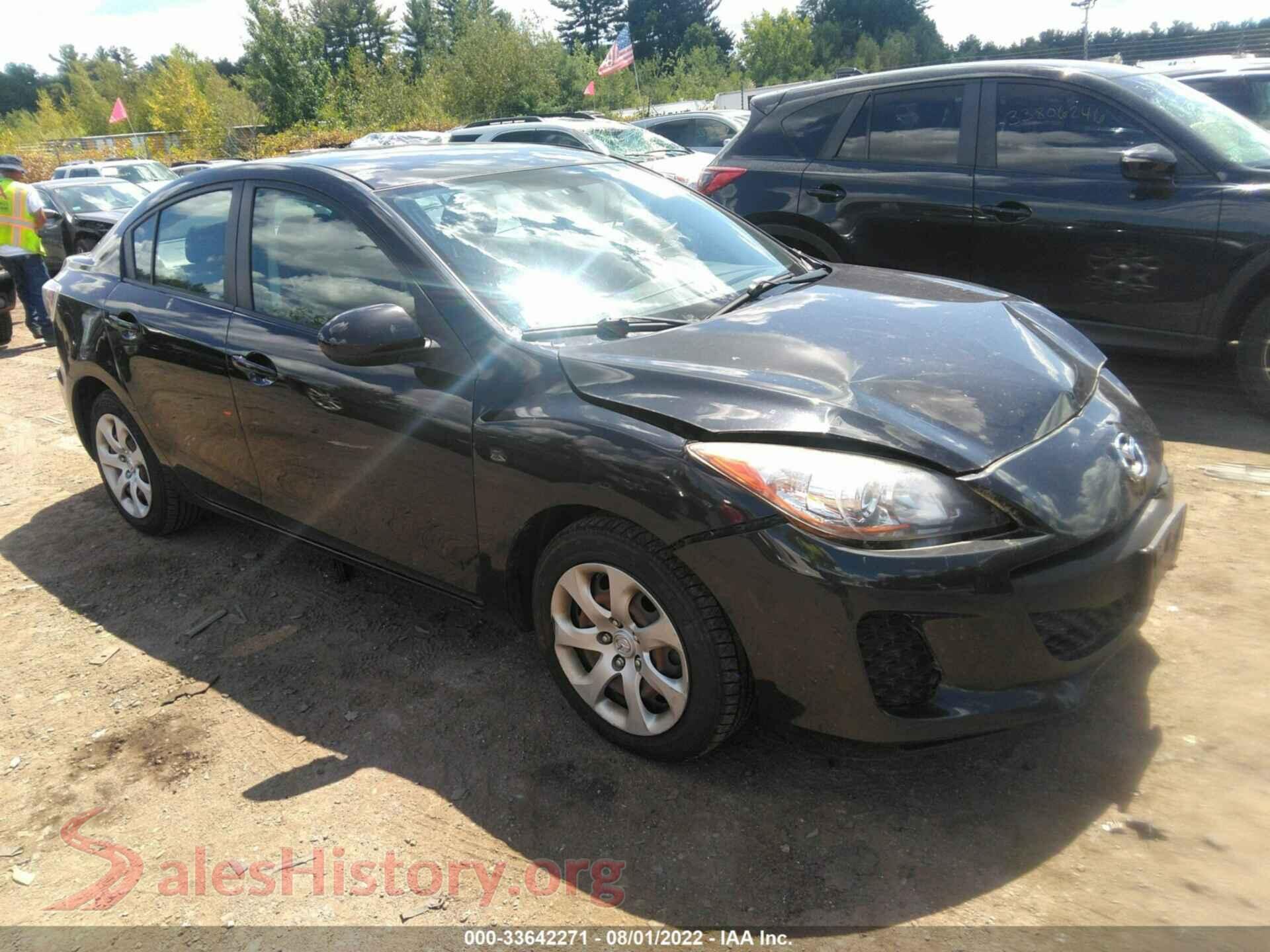 2013 MAZDA MAZDA3 — VIN JM1BL1TG3D1795236