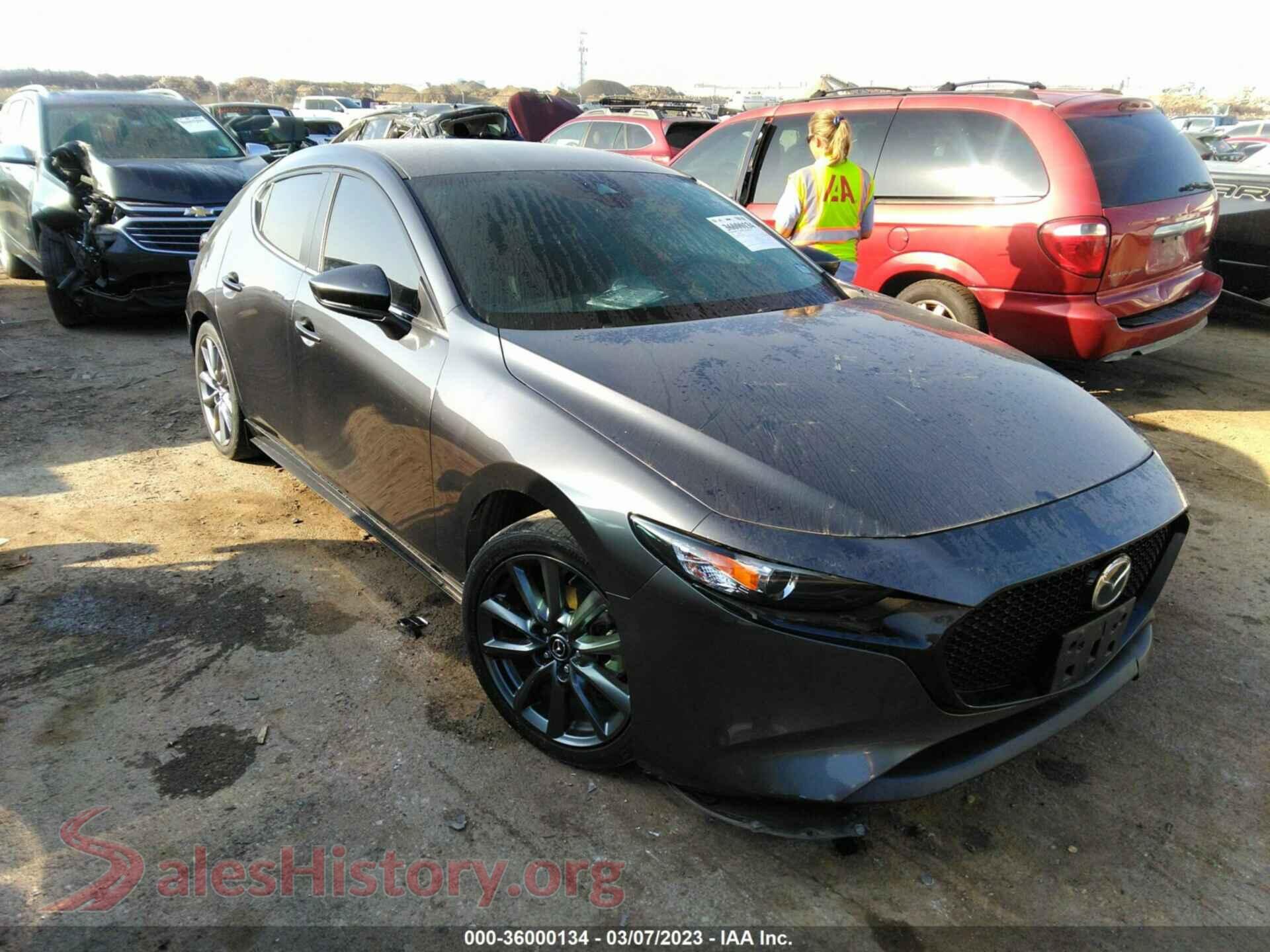 2020 MAZDA MAZDA3 HATCHBACK — VIN JM1BPALM7L1158519
