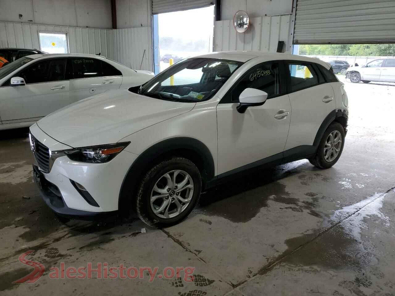 2018 MAZDA CX-3 — VIN JM1DKFB71J0315724