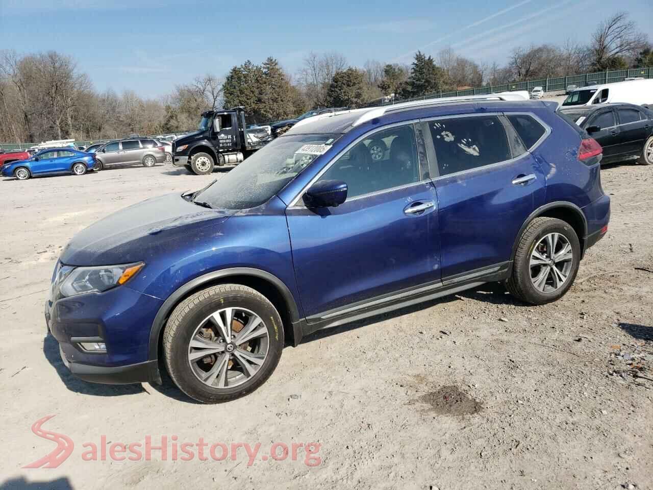 2017 NISSAN ROGUE — VIN JN8AT2MV9HW025196