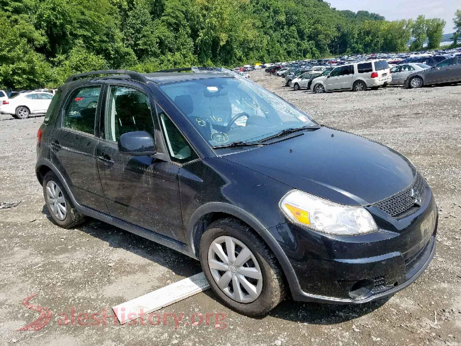 2010 SUZUKI SX4 — VIN JS2YB5A35A6300513