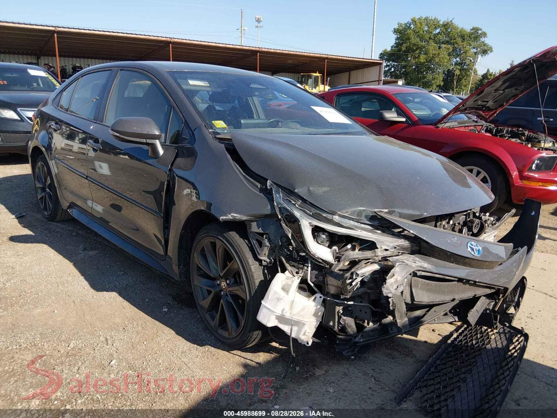 2024 TOYOTA COROLLA — VIN JTDBCMFE1R3035894