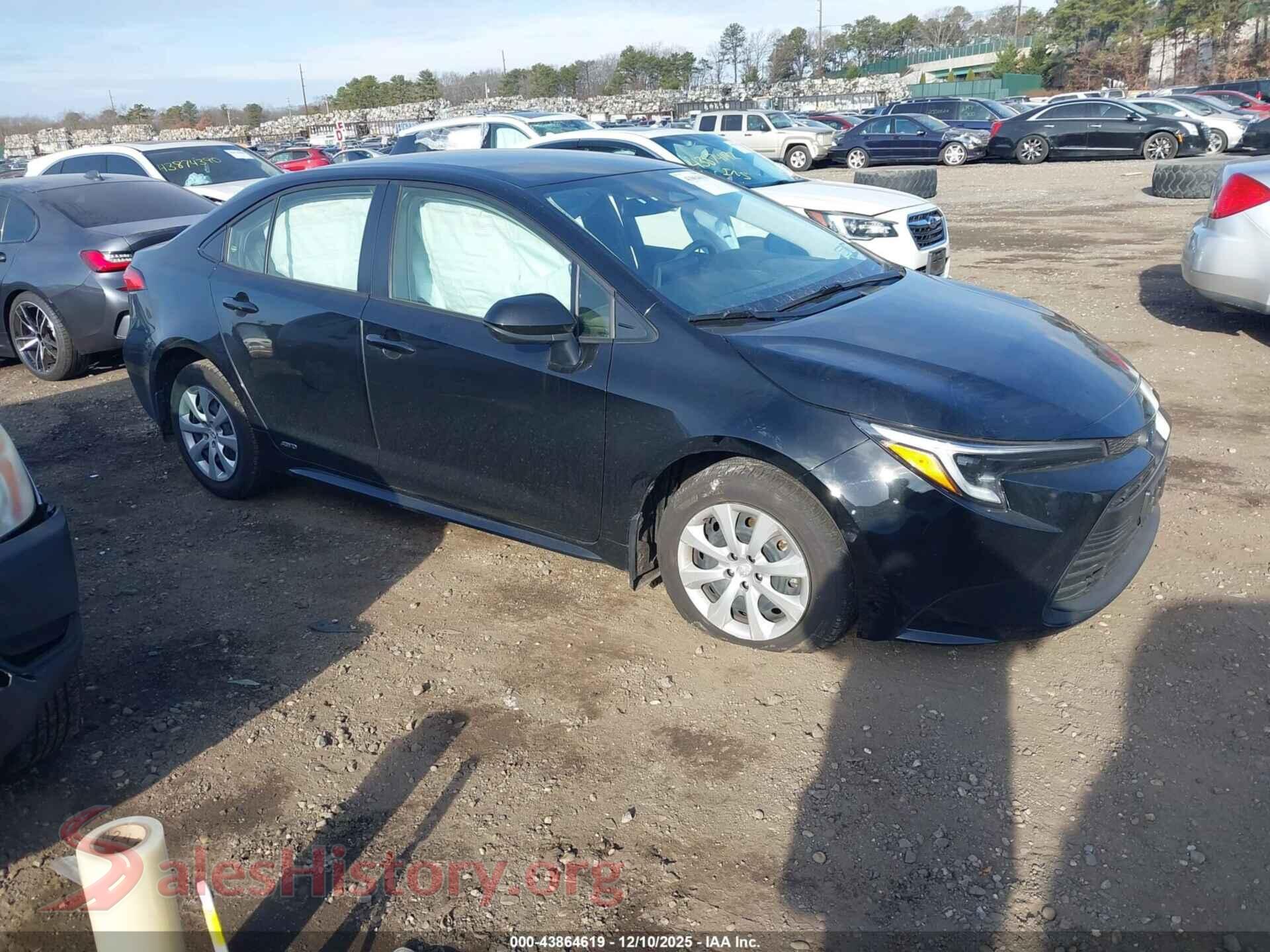 2024 TOYOTA COROLLA — VIN JTDBDMHE0R3011483