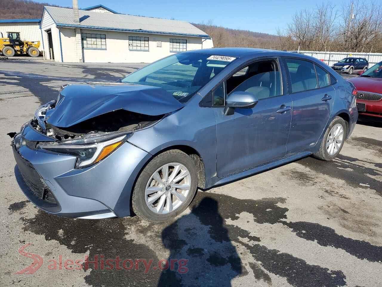 2025 TOYOTA COROLLA — VIN JTDBDMHE0S3018004