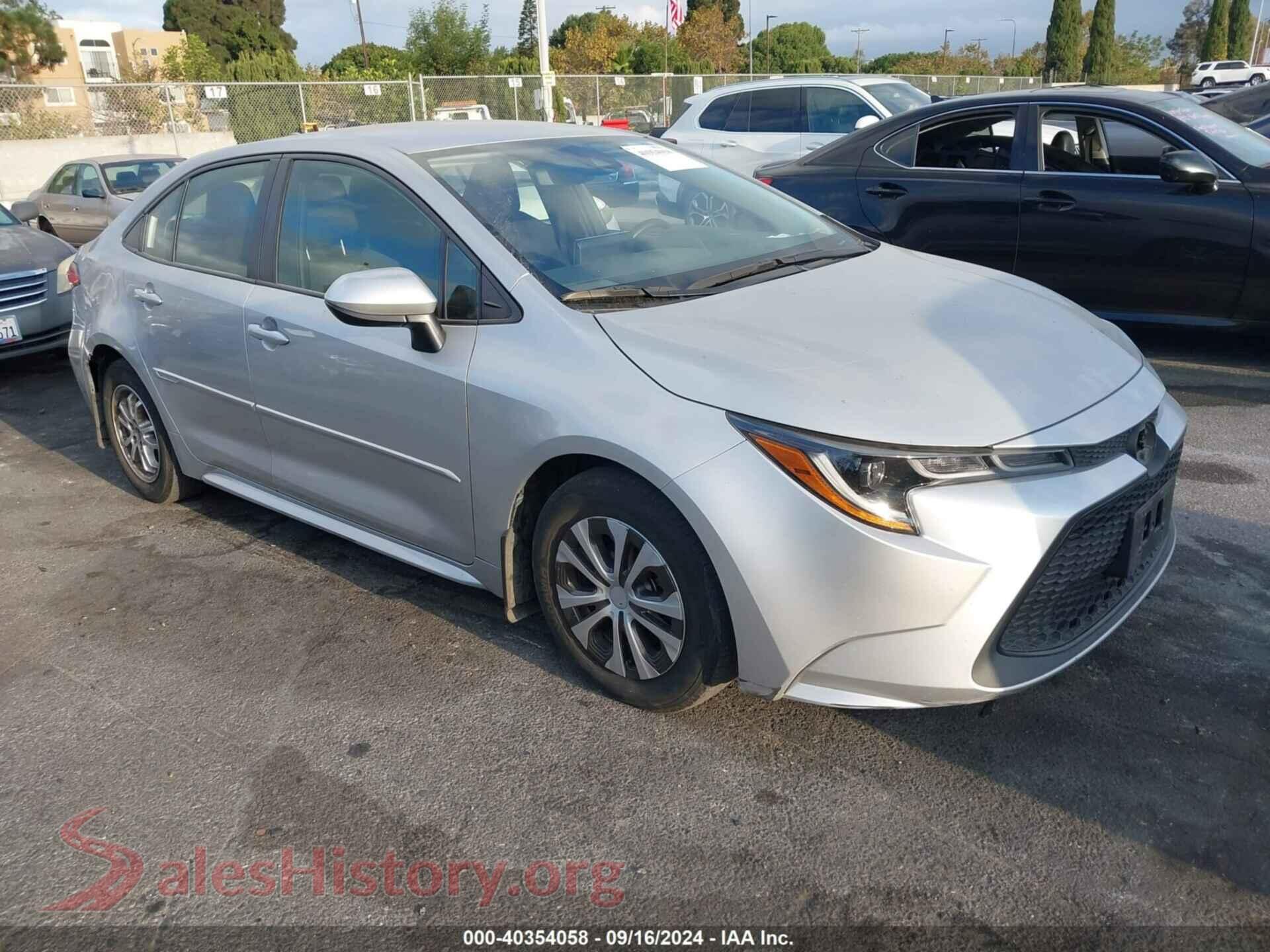 2022 TOYOTA COROLLA — VIN JTDEAMDE9NJ040031